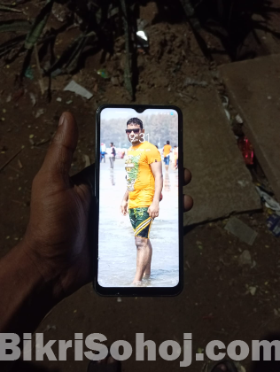 Vivo Y21